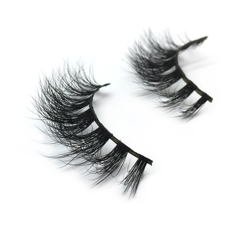 Custom luxury mink eyelasheswith own brand YP